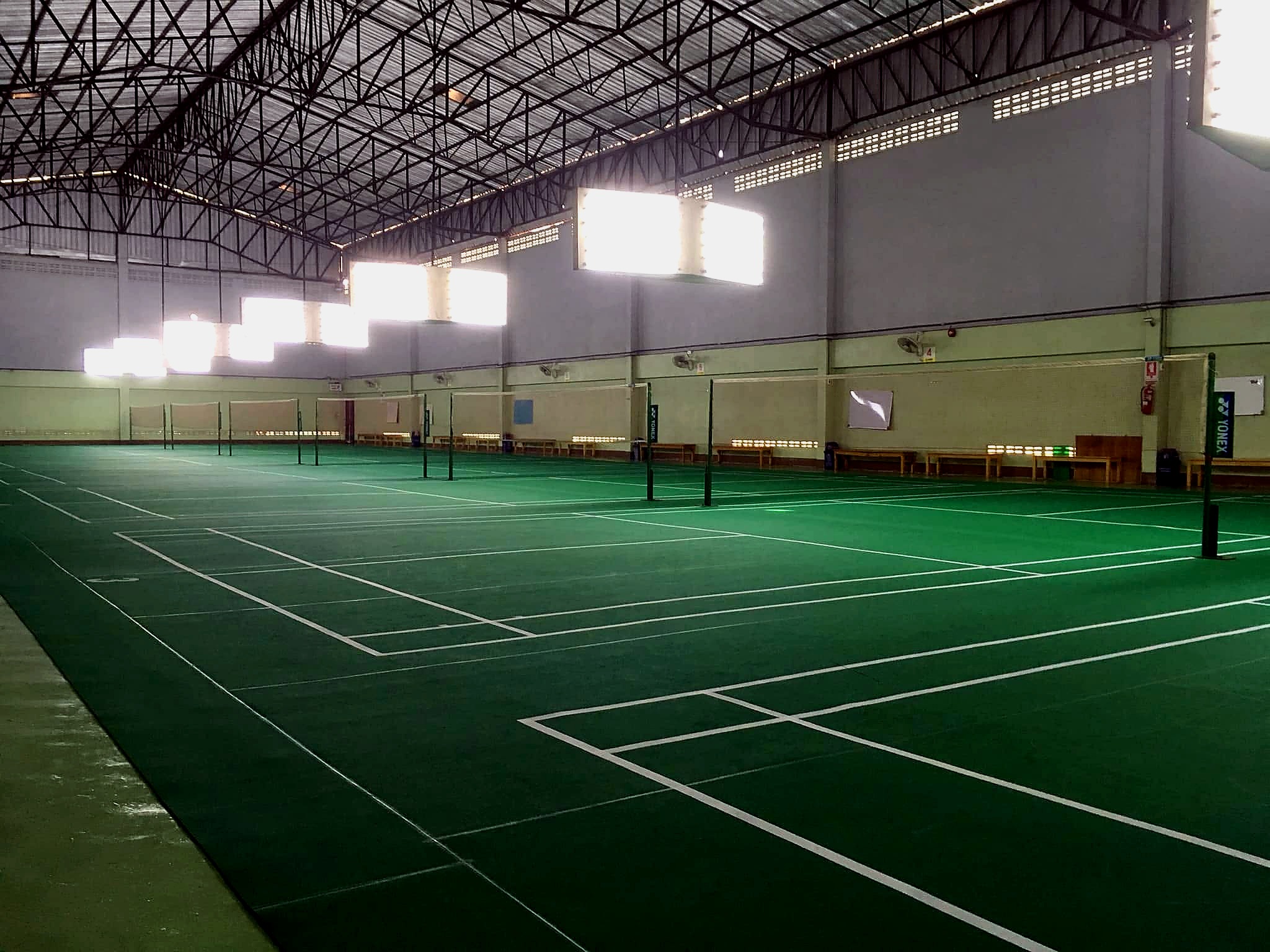 สนามแบดมินตันรัชวิภา