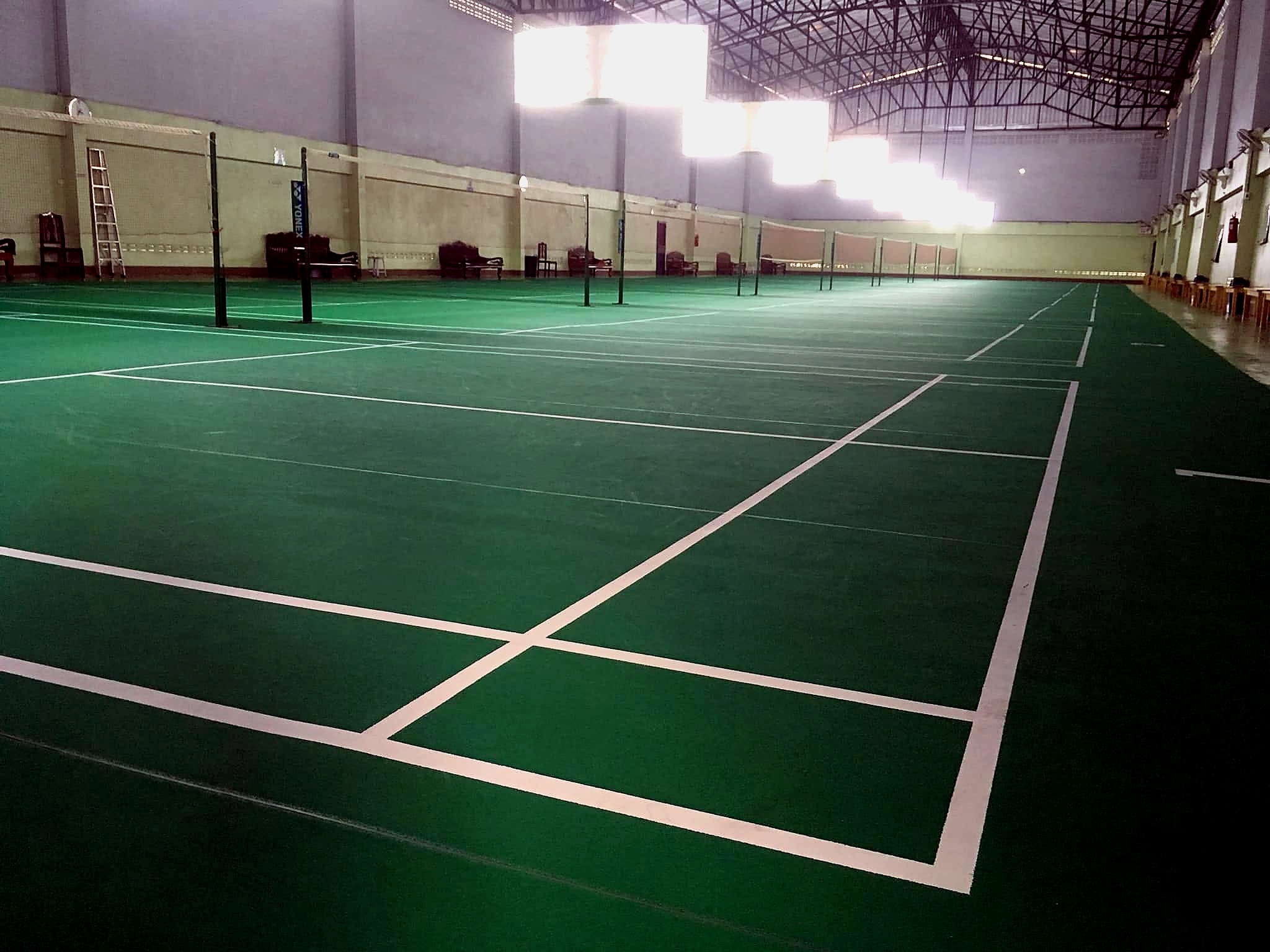 สนามแบดมินตันรัชวิภา